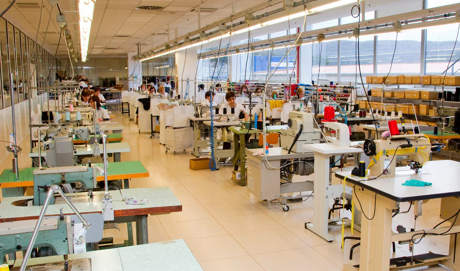 Por primera vez, los disfraces más vendidos, los fabricados en España - Disfraces Simon